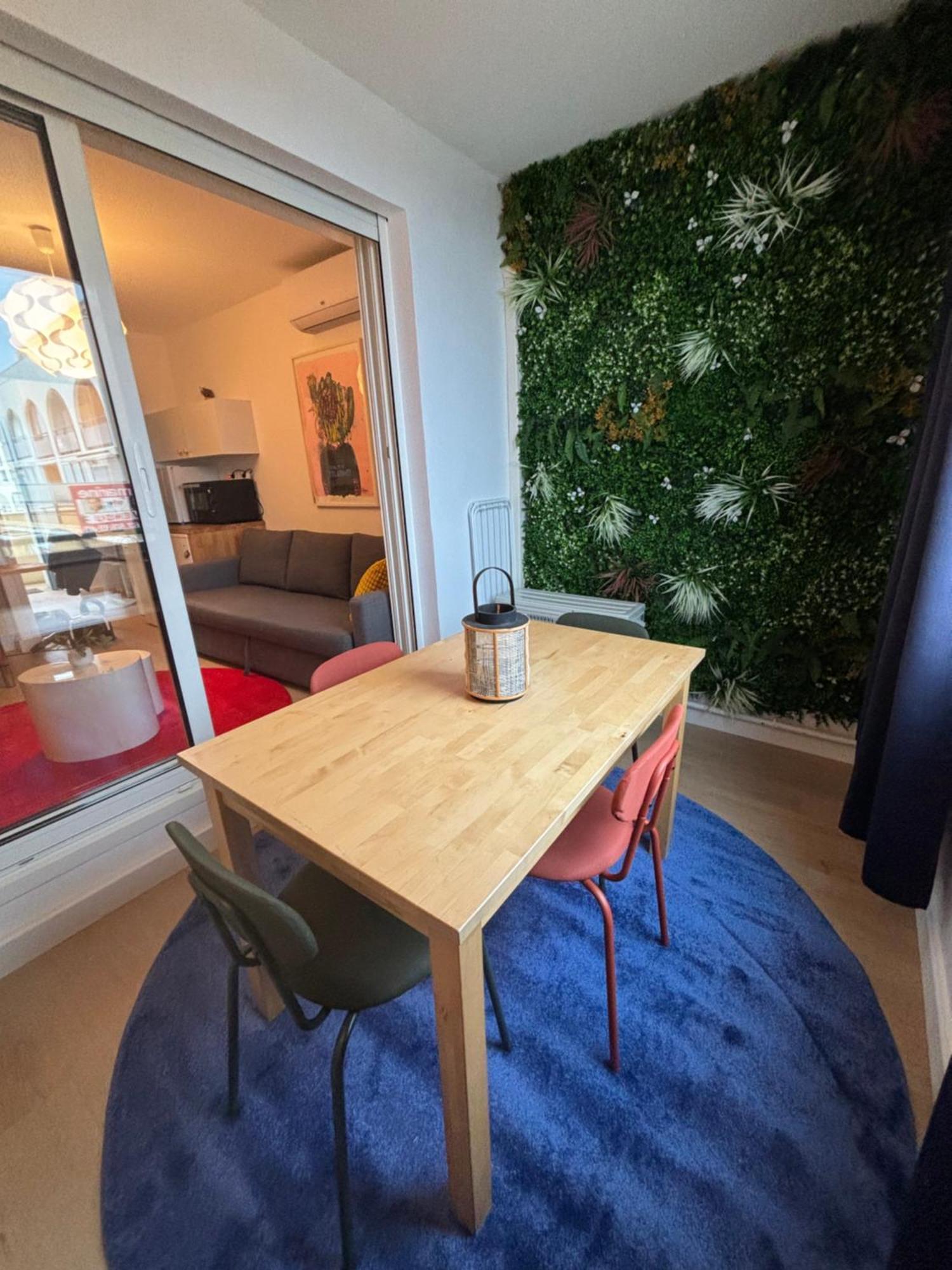 Vue Quartier Des Quilles Apartment *